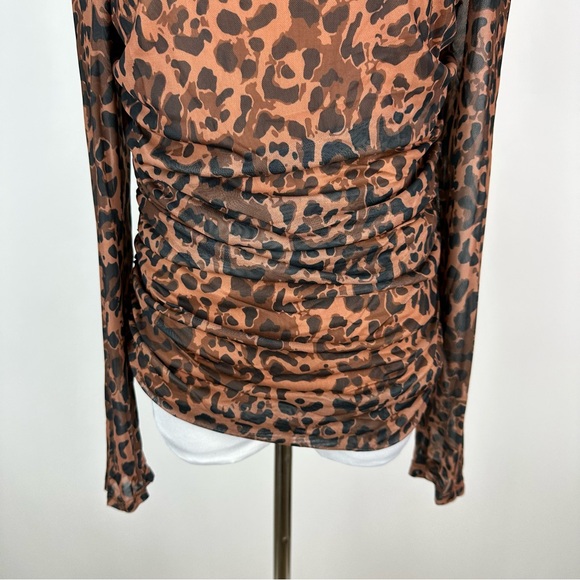 Venus Animal Print Cinch Waist Long Sleeve Top Size Large - Picture 3 of 7